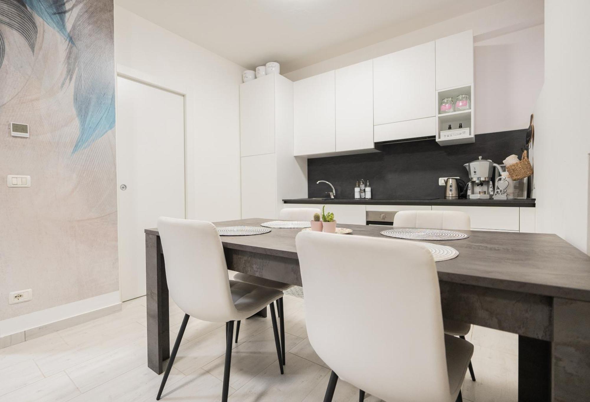C-Apartment Lake Garda Сало Екстер'єр фото