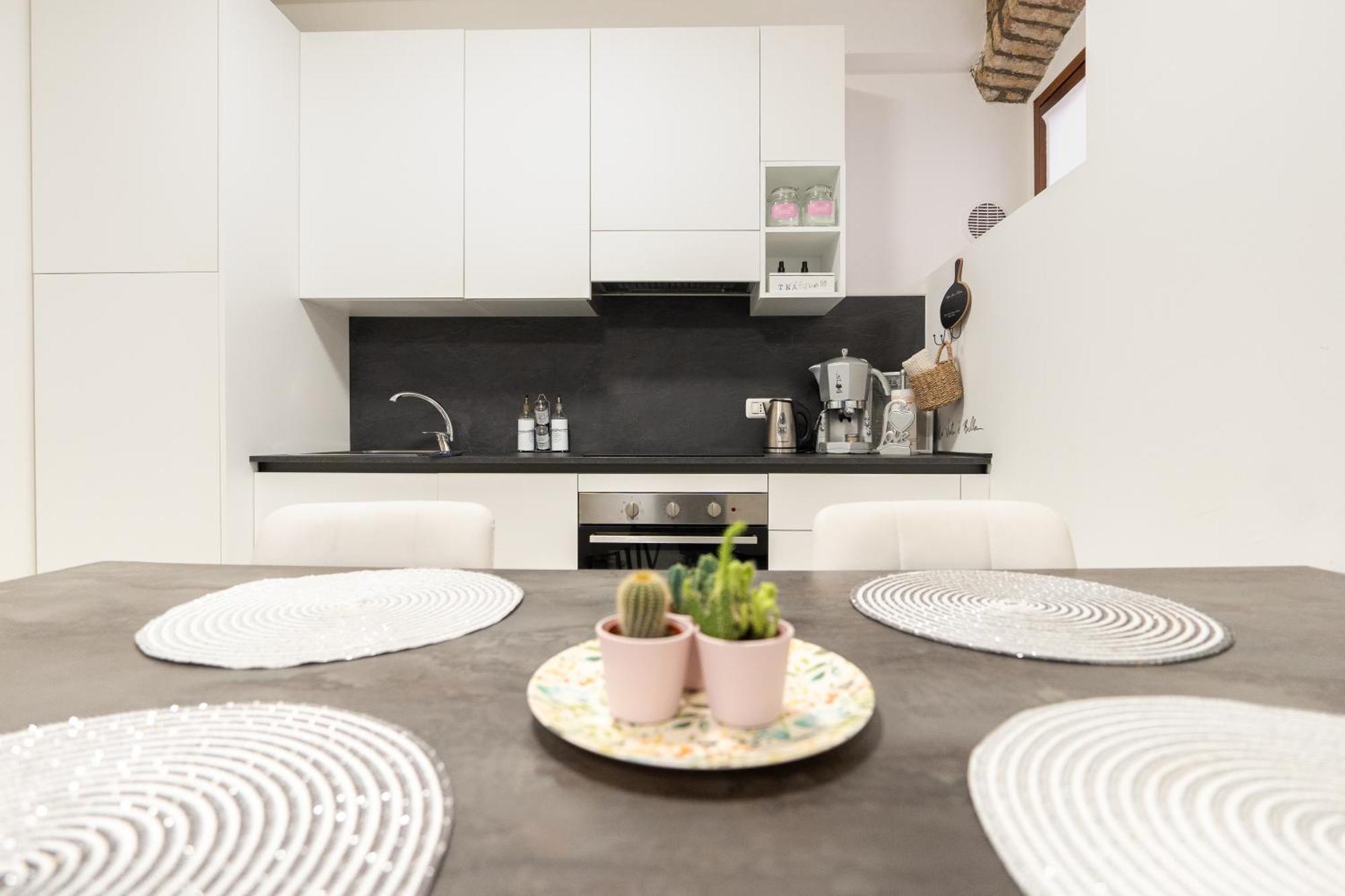 C-Apartment Lake Garda Сало Екстер'єр фото
